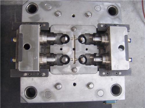 科翔模具告訴您，如何提高模具零配件加工質量？