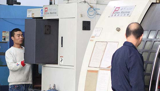 在深圳怎么選擇專業的模具開模廠呢？