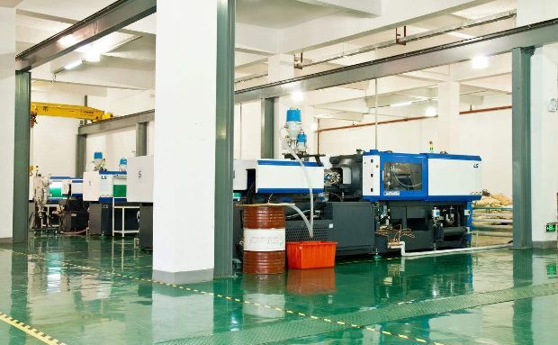 注塑模具成型制品，如果表面有裂紋該如何解決？